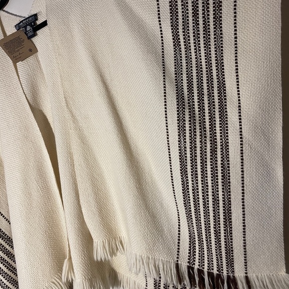 NWT Manos Del Uruguay Hand Made 100% Wool Poncho Ruana Wrap - Picture 5 of 7